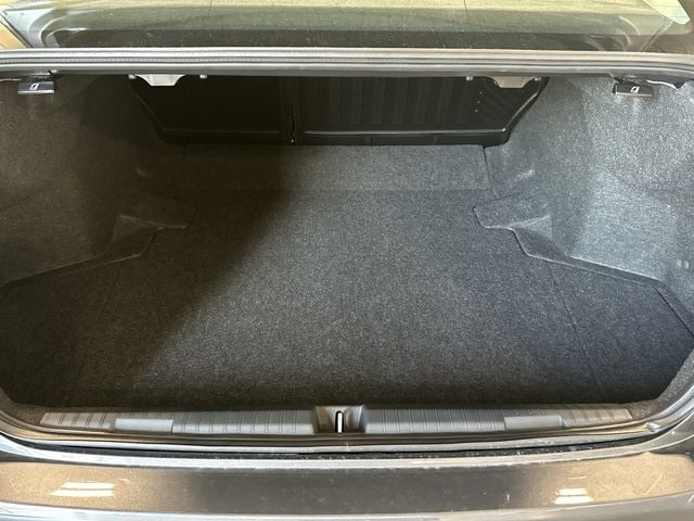 Thumbnail: 2025 Subaru Legacy - 15