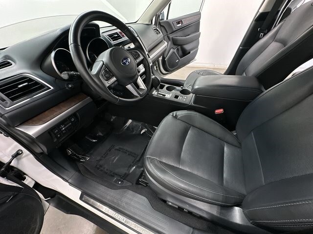 2017 Subaru Outback Limited 11