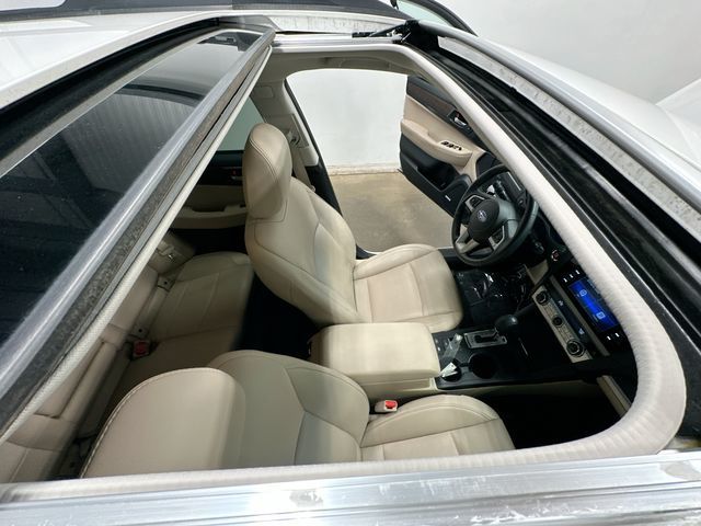 Thumbnail: 2017 Subaru Outback - 11