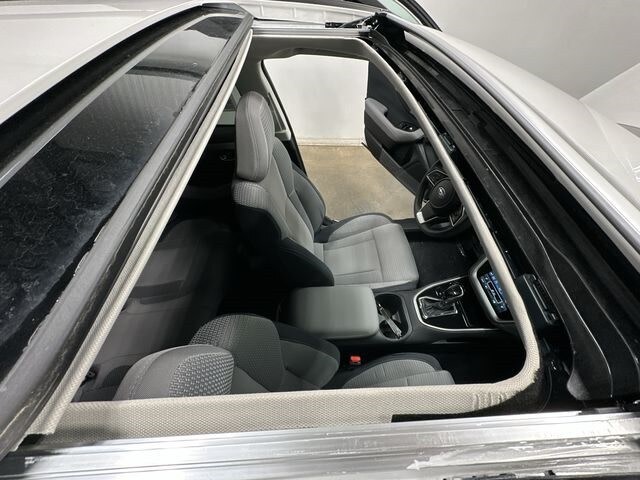 Thumbnail: 2025 Subaru Outback - 17