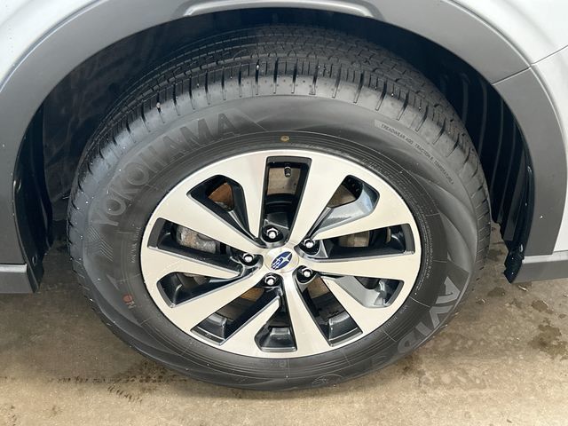 Thumbnail: 2022 Subaru Outback - 8
