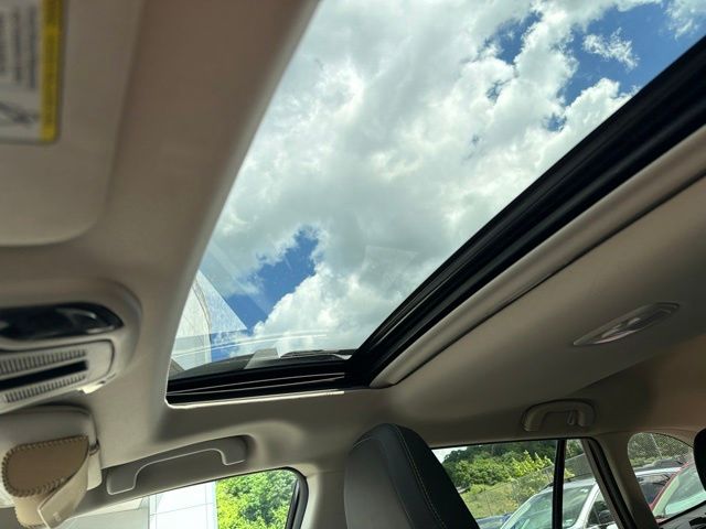 Thumbnail: 2023 Subaru Outback - 21