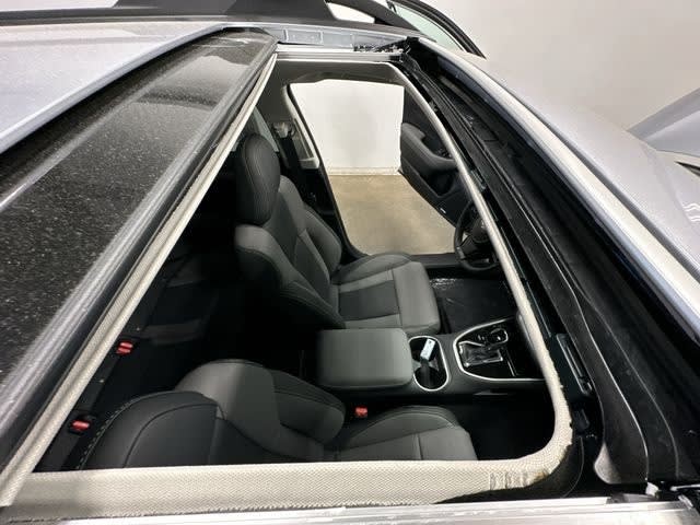 Thumbnail: 2025 Subaru Outback - 17