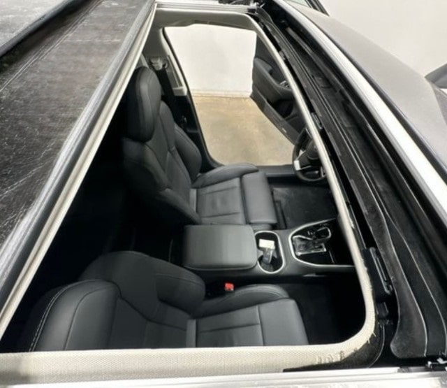 Thumbnail: 2025 Subaru Outback - 17