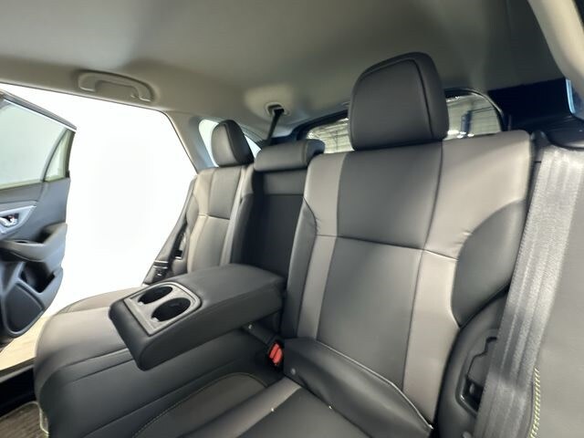 Thumbnail: 2025 Subaru Outback - 13