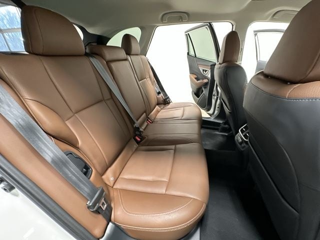 2022 Subaru Outback Touring 31
