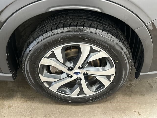 2022 Subaru Outback Touring 8