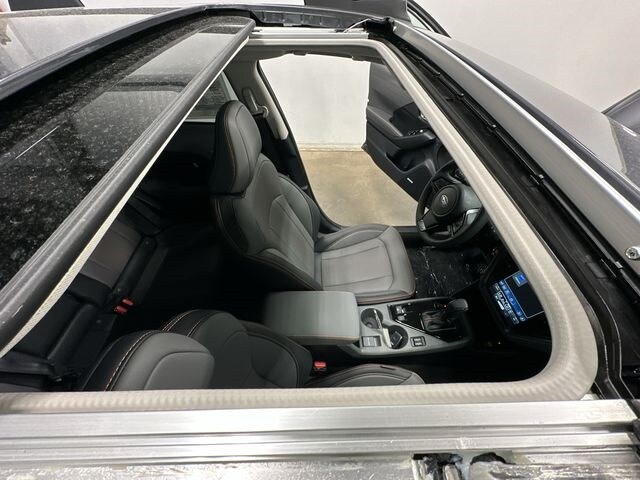 Thumbnail: 2025 Subaru Crosstrek - 10