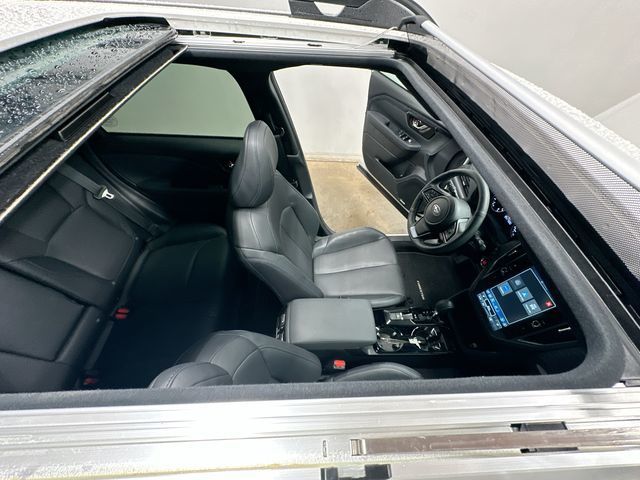 Thumbnail: 2026 Subaru Forester - 10