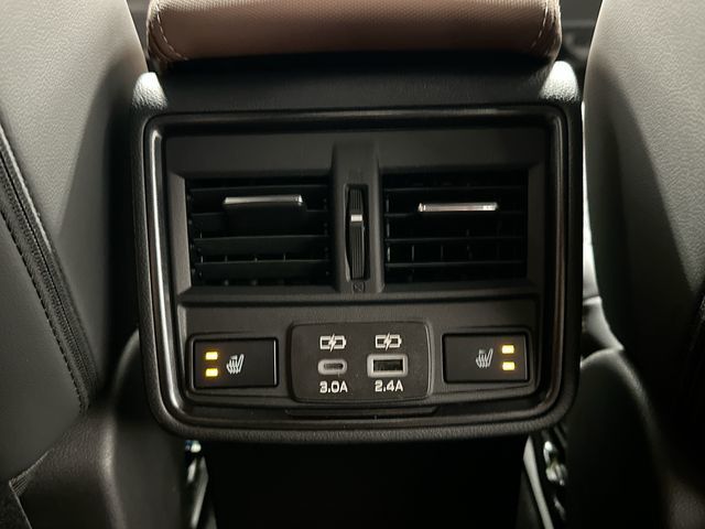 Thumbnail: 2026 Subaru Forester - 26
