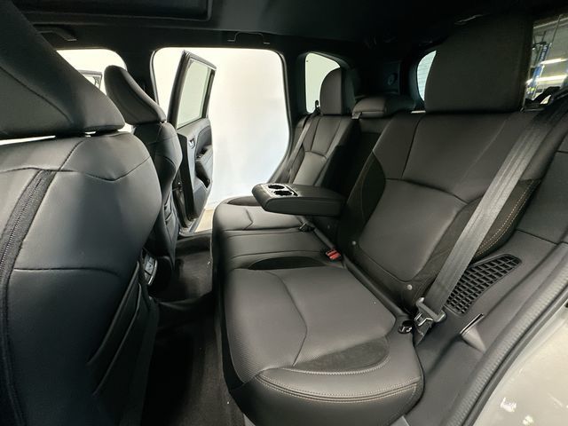 Thumbnail: 2026 Subaru Forester - 12