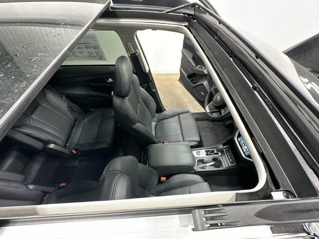 2026 Subaru Ascent Limited - Photo 9