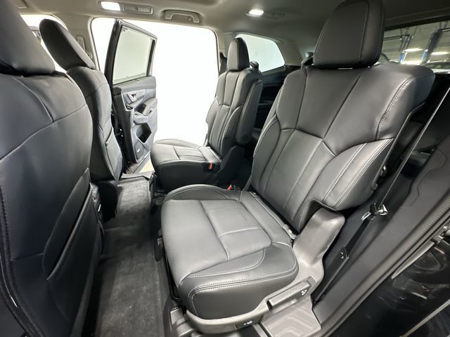 2026 Subaru Ascent Limited - Photo 11
