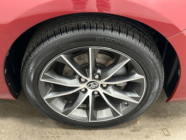 Thumbnail: 2015 Toyota Camry - 7