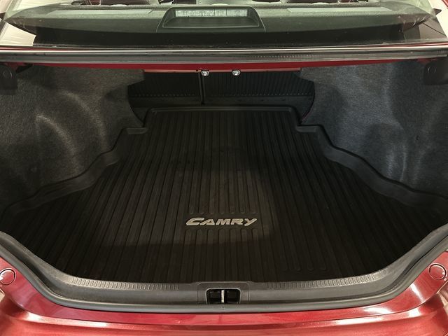 Thumbnail: 2015 Toyota Camry - 15