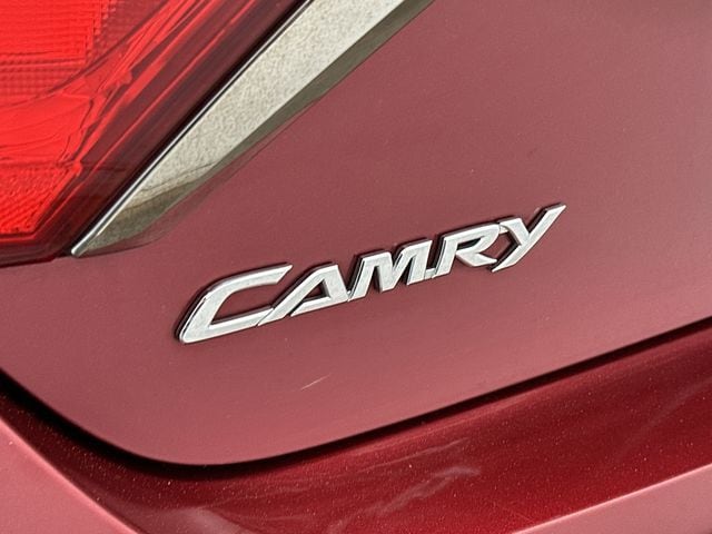 Thumbnail: 2015 Toyota Camry - 30