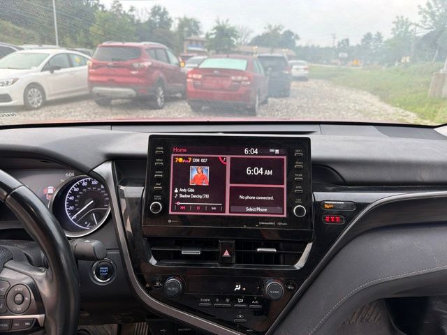 Thumbnail: 2022 Toyota Camry - 11