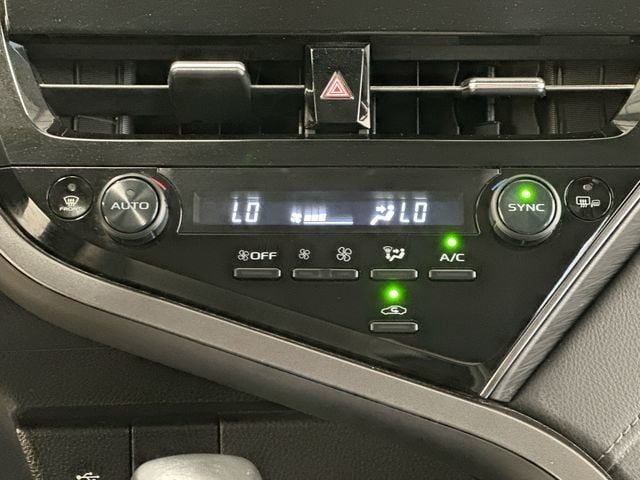 Thumbnail: 2022 Toyota Camry - 25