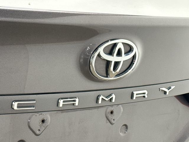 Thumbnail: 2020 Toyota Camry - 7