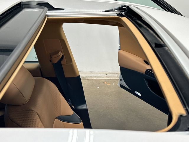 Thumbnail: 2024 Lexus ES - 9