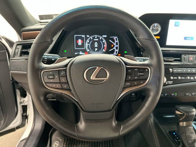 Thumbnail: 2024 Lexus ES - 2