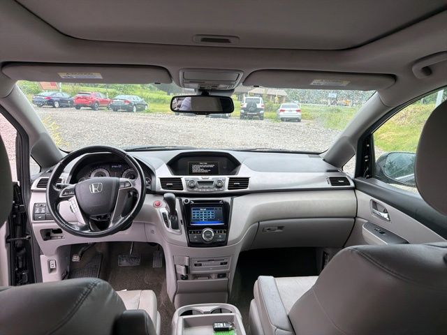 Thumbnail: 2017 Honda Odyssey - 2