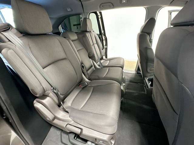 Thumbnail: 2021 Honda Odyssey - 28