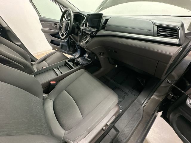 Thumbnail: 2021 Honda Odyssey - 14