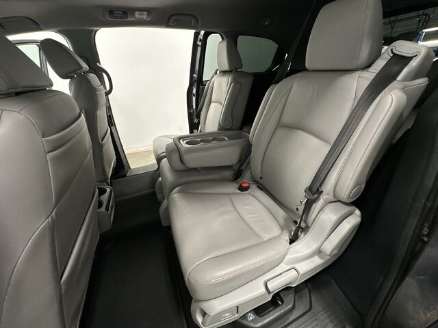 Thumbnail: 2019 Honda Odyssey - 13