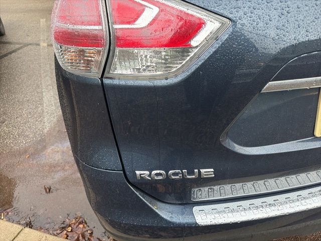 Thumbnail: 2016 Nissan Rogue - 24