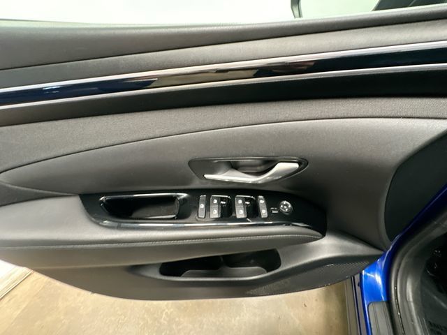 Thumbnail: 2022 Hyundai Tucson - 25