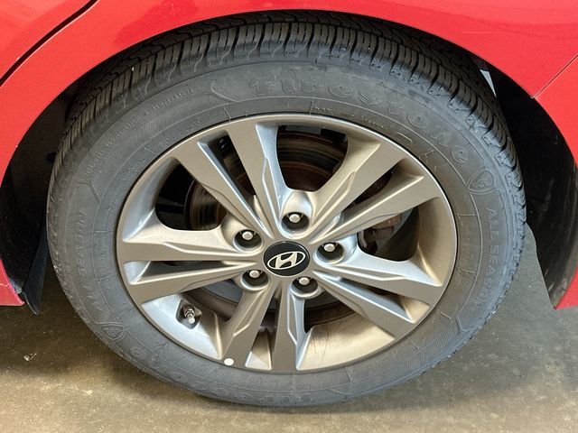 Thumbnail: 2018 Hyundai Elantra - 8