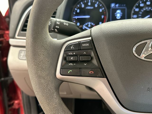 Thumbnail: 2018 Hyundai Elantra - 14