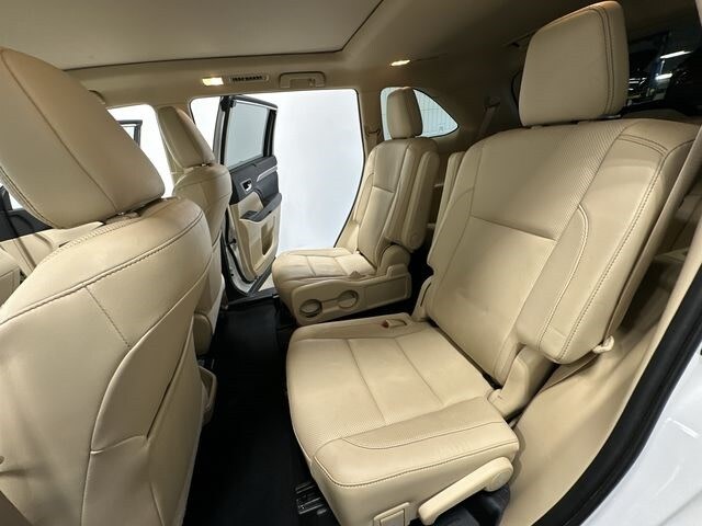 2019 Toyota Highlander Limited Platinum 13