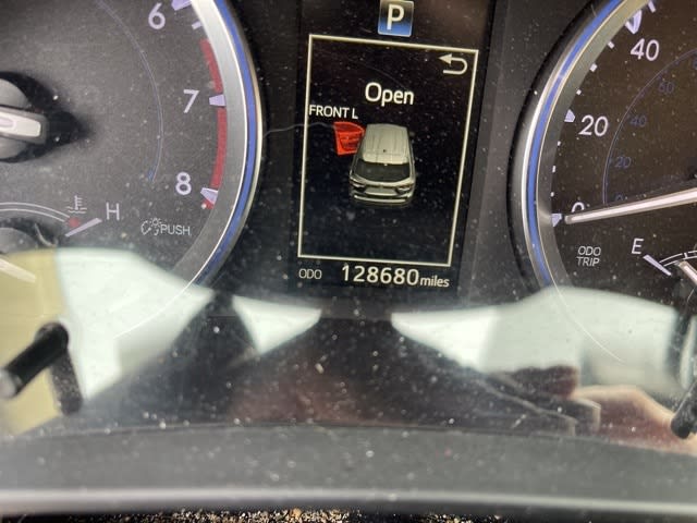 Thumbnail: 2015 Toyota Highlander - 11