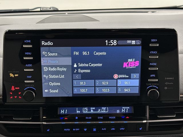 Thumbnail: 2021 Toyota Sienna - 13