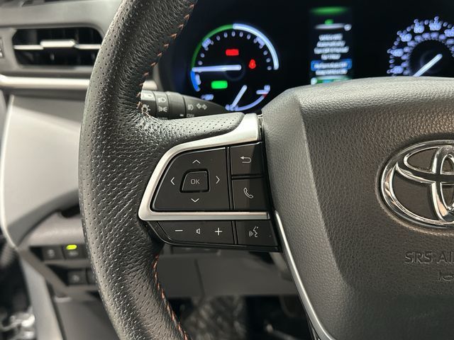 Thumbnail: 2021 Toyota Sienna - 17