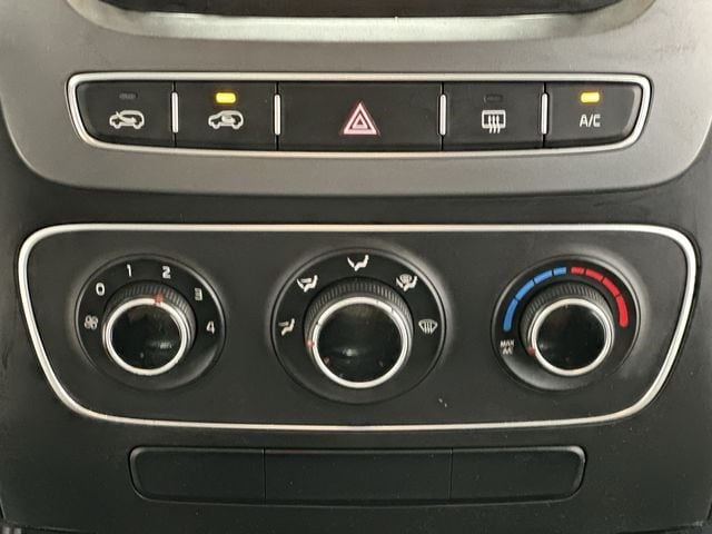 Thumbnail: 2014 Kia Sorento - 21