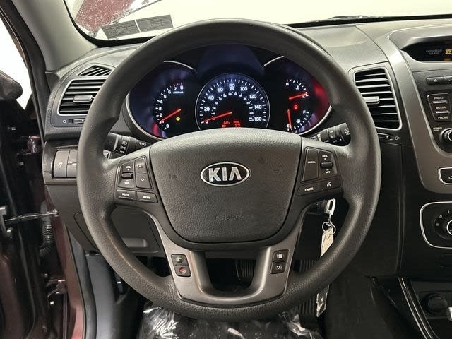 Thumbnail: 2014 Kia Sorento - 2