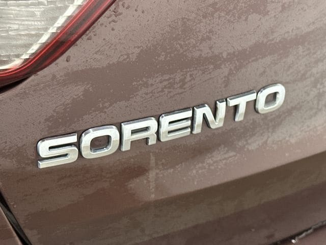 Thumbnail: 2014 Kia Sorento - 26