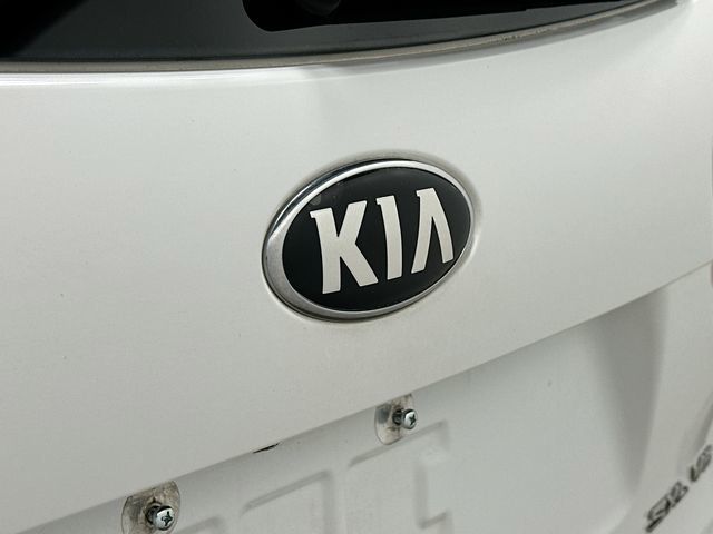 Thumbnail: 2018 Kia Sorento - 7