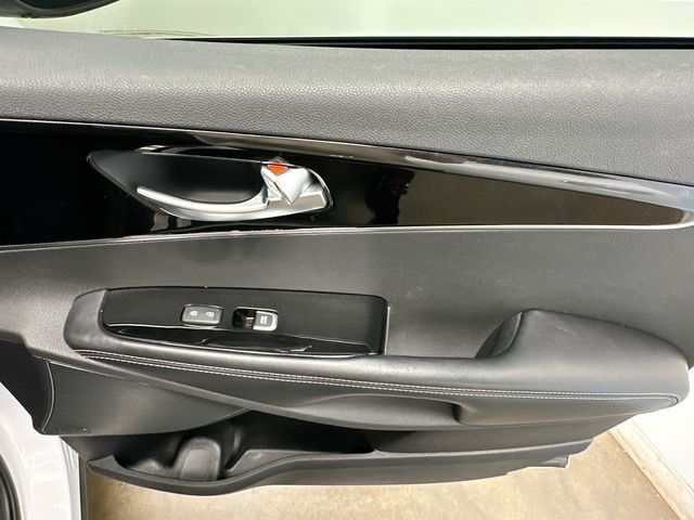 Thumbnail: 2018 Kia Sorento - 29