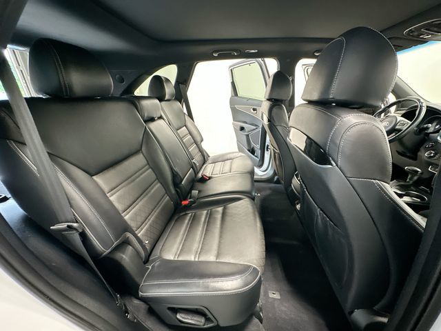 Thumbnail: 2018 Kia Sorento - 30