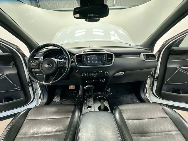 Thumbnail: 2018 Kia Sorento - 10