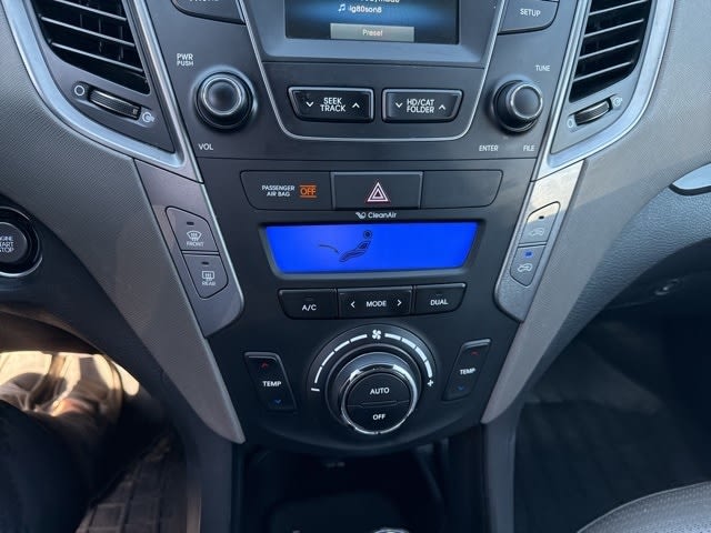 2014 Hyundai Santa Fe Sport 2.0T 11