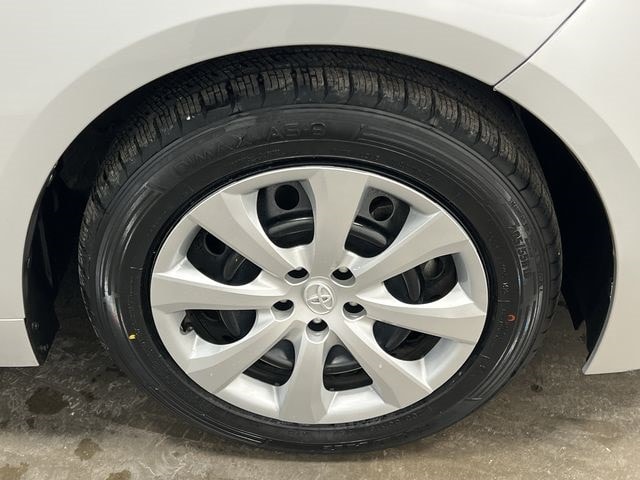 Thumbnail: 2023 Toyota Corolla - 8