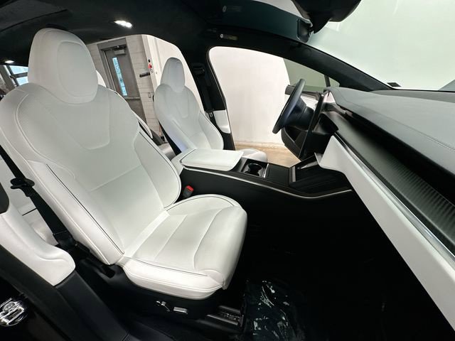 Thumbnail: 2024 Tesla Model X - 25