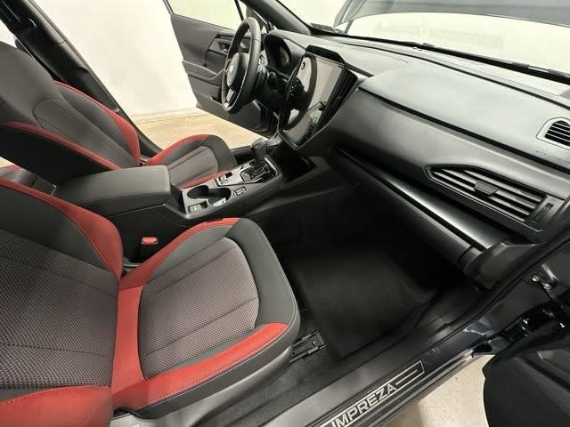 Thumbnail: 2025 Subaru Impreza - 10