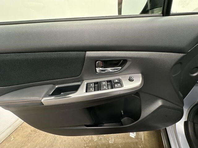 Thumbnail: 2016 Subaru Crosstrek - 23