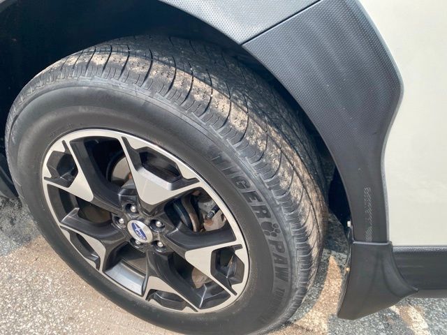 Thumbnail: 2018 Subaru Crosstrek - 16